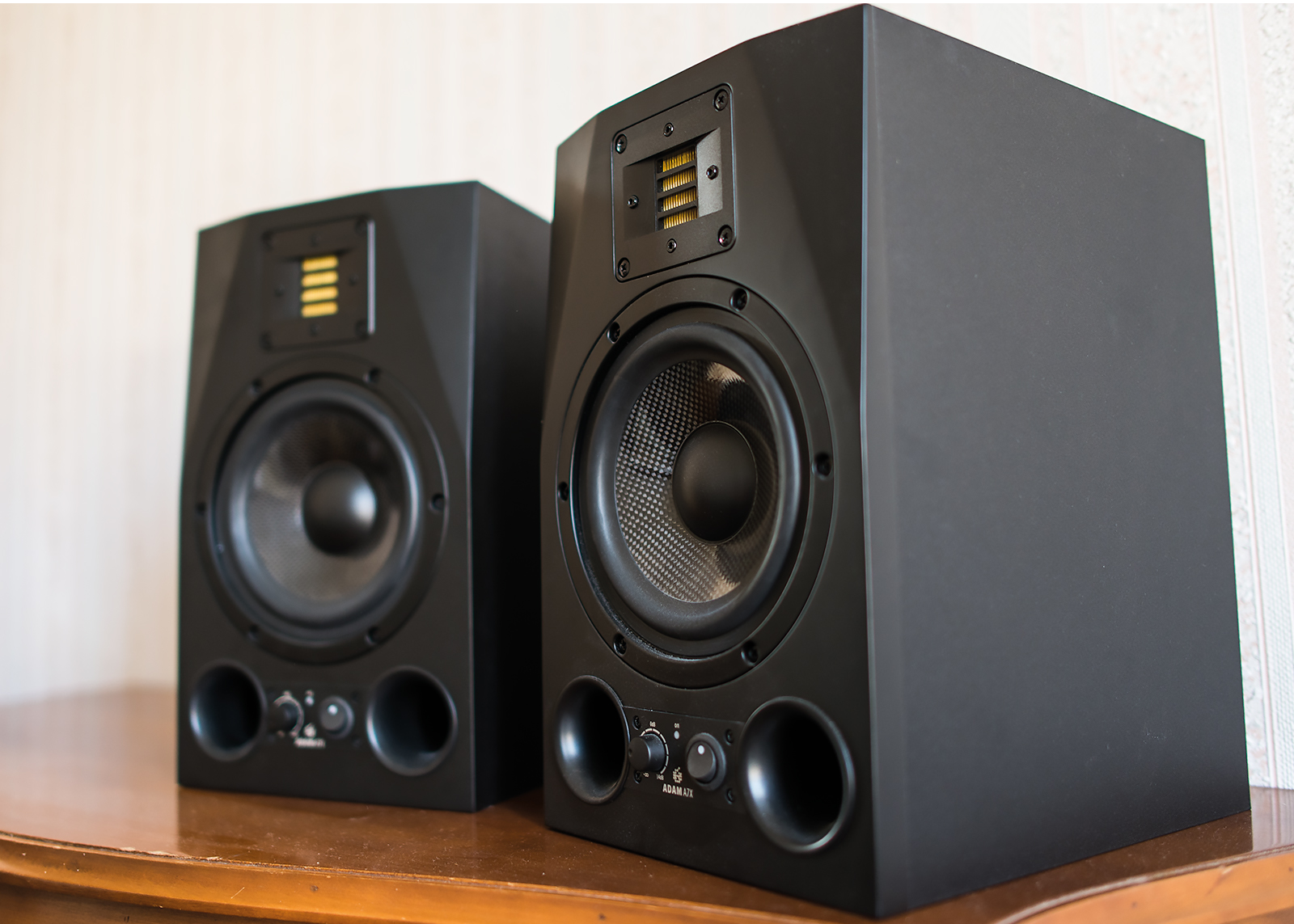 ev elx speakers